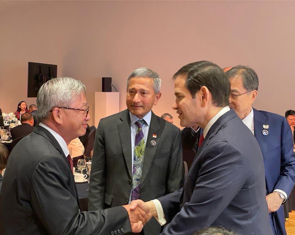 吳誠文科技外交 見美國務卿深聊AI