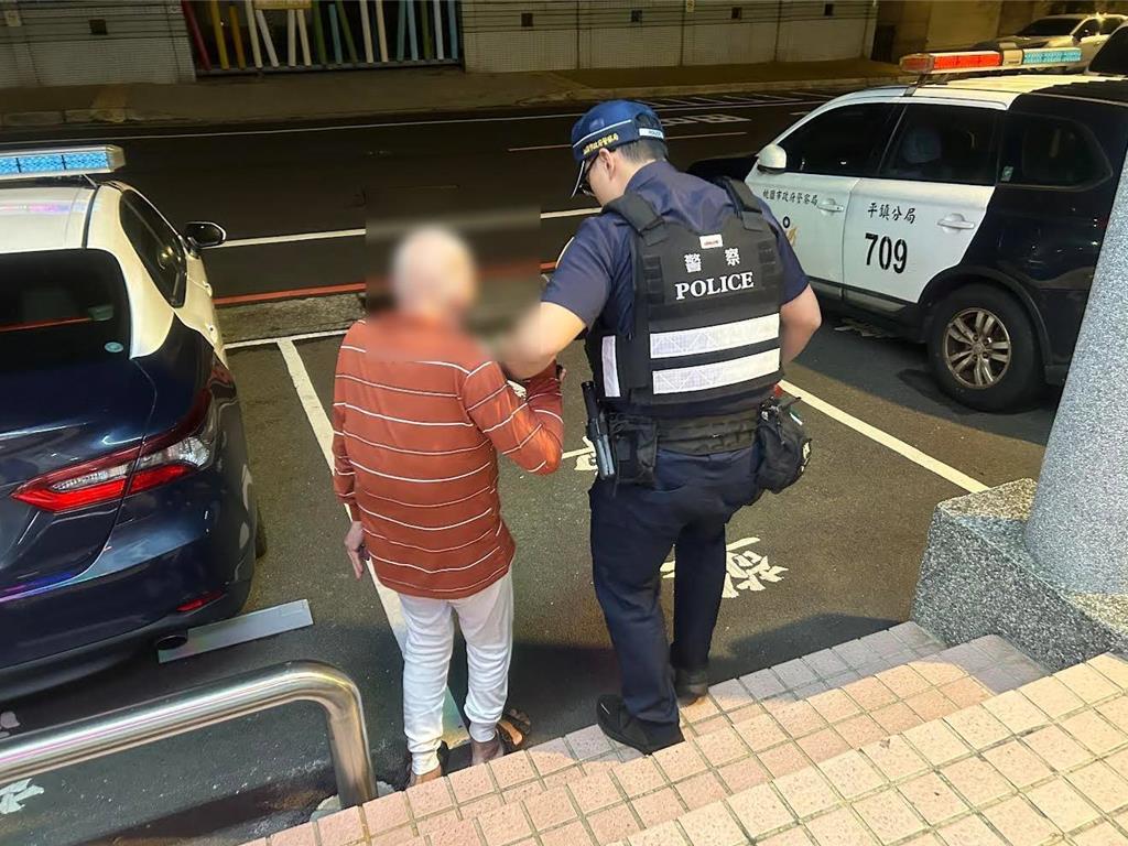  失智老翁寒風中迷途 桃園警即時發現助返家