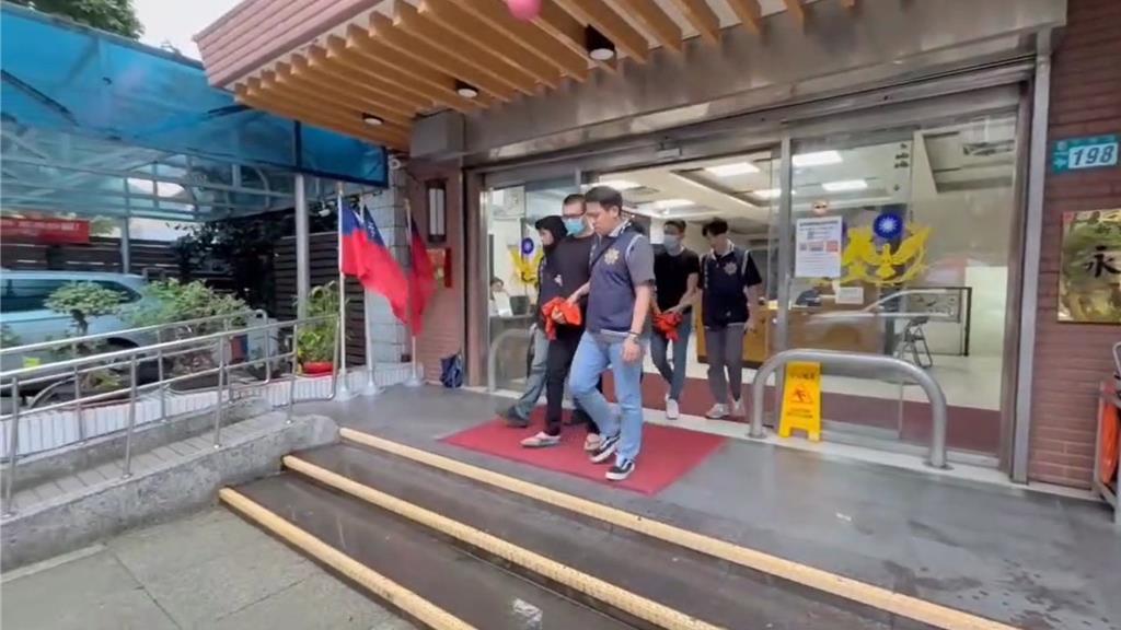 「拉拉戀」感情糾紛 雙胞胎少女涉教唆搶銀樓