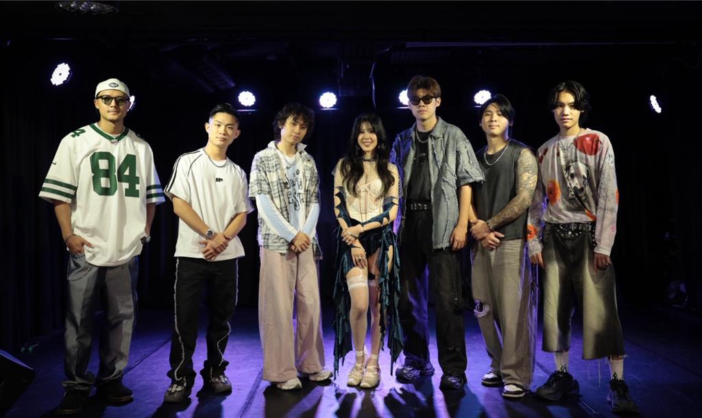 人氣樂團揭「老鼠屎」成員　ERIKA性感熱舞掀話題