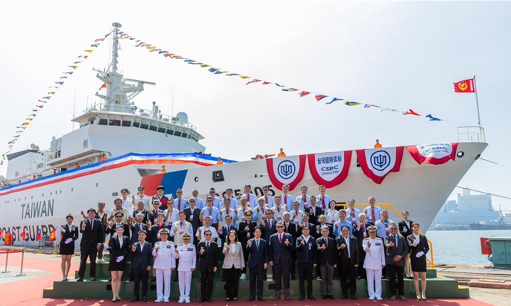 台船承造巡防艦「台北艦」成軍暨遠洋巡護船「西拉雅號」下水