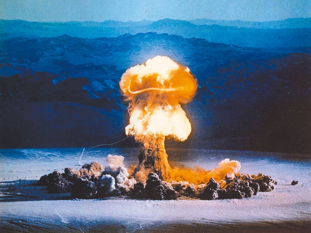 國戰會論壇》川普重啟核試 戰略嚇阻或戰略焦慮?(蔡裕明)