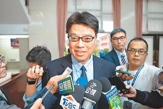 驅逐倡武統陸配 陸委會：需經聯審