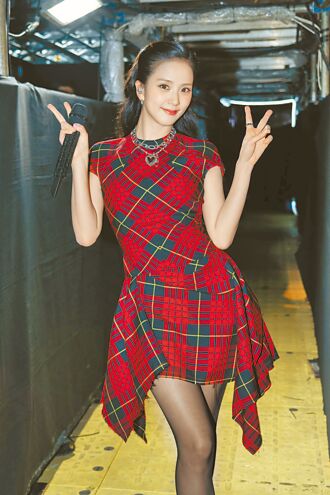 BLACKPINK搖滾造型閃耀曼谷