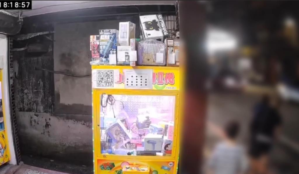 男子借水洗手遭拒  基隆檳榔西施遭揮拳痛打滿嘴血