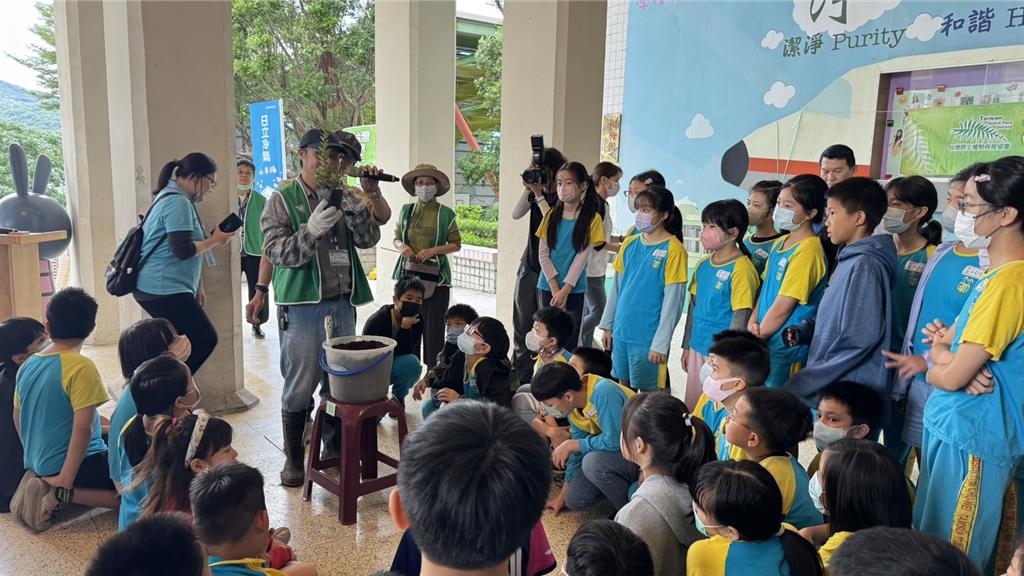 淡水竹圍國小植樹嘉年華 50種原生植物點亮校園