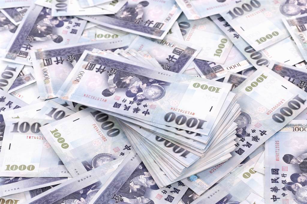 新台幣快貶回31元大關 專家預測後市