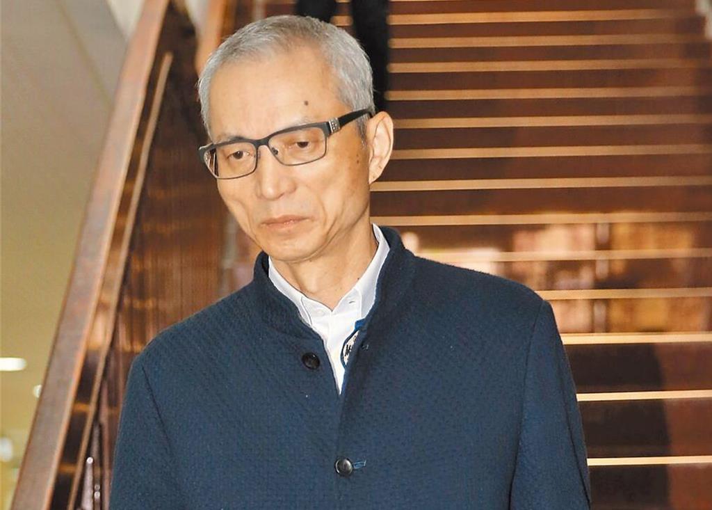 涉龍邦炒股案 ！朱國榮逃亡通緝中　法官判賠投資人損失