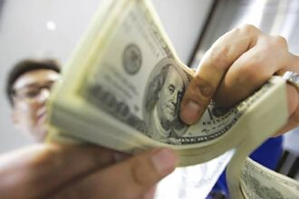 外銀估美元2026年初觸底