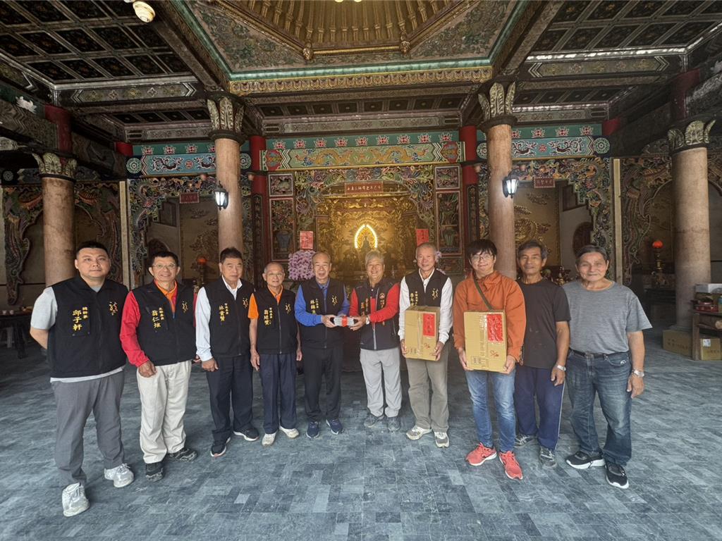 桃園龍元宮送暖 致贈花蓮光復受災戶每戶1萬元