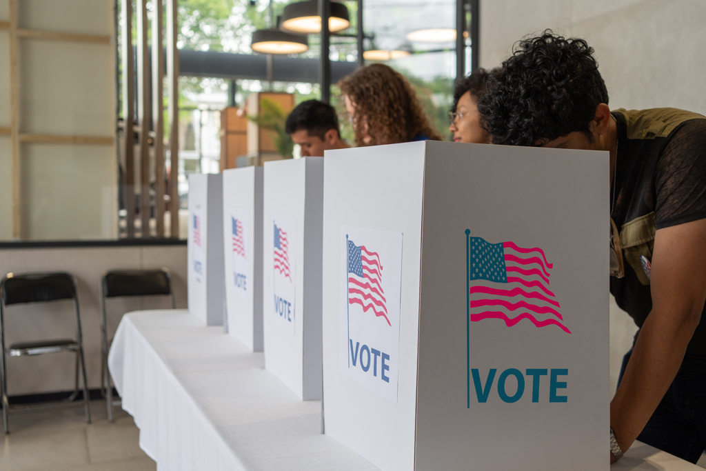 川普執政近1年小考結果如何?美5州選戰揭示政治風向