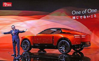 向勞斯萊斯下戰書！TOYOTA為何賣千萬級超豪車？竟與大陸電動車有關