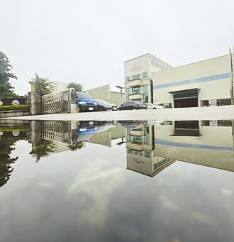 昕群布局自动化智造 构筑高效率产线