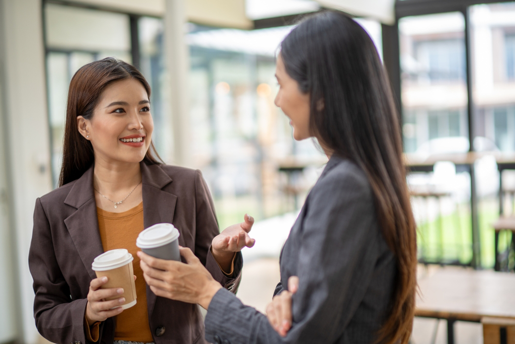 4生肖未來3個月時來運轉!屬蛇事業、感情都得意