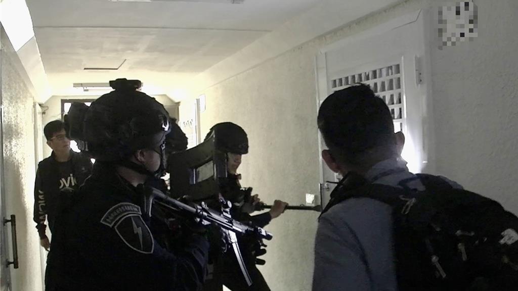 販毒集團栽了!台南警漁港埋伏 查獲依托咪酯1.6公斤