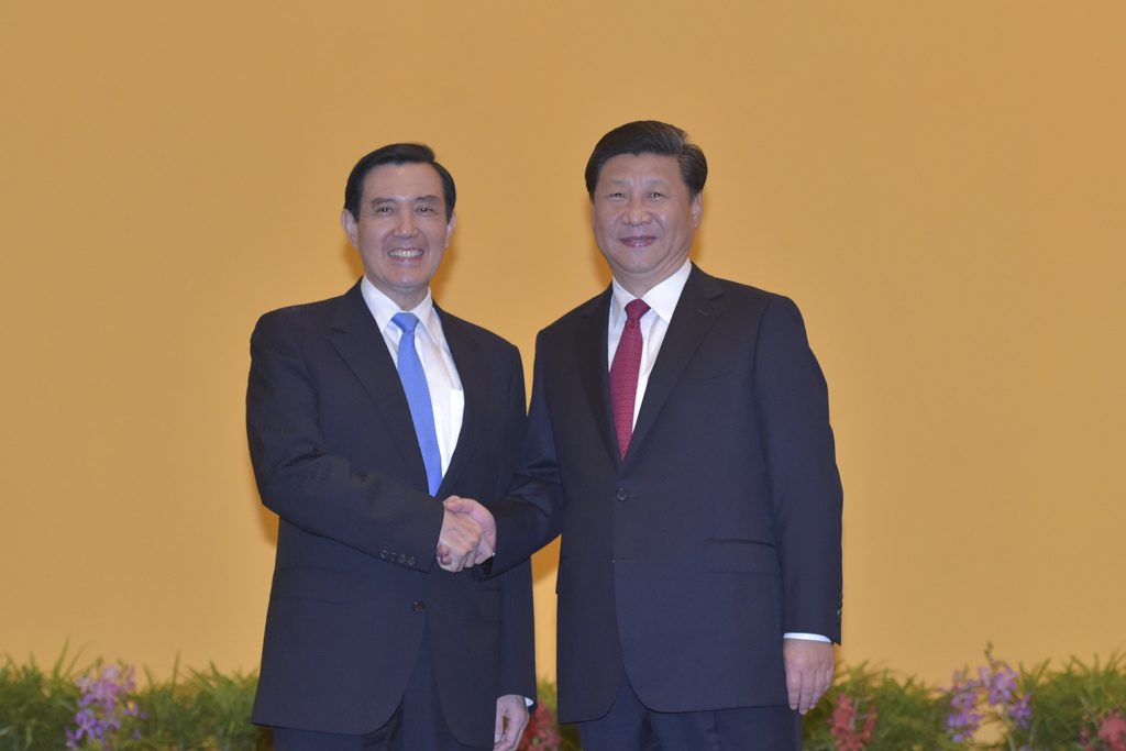 昔「81秒世紀之握」曝和平曙光!馬習會今10周年 馬英九喊話賴:懸崖勒馬