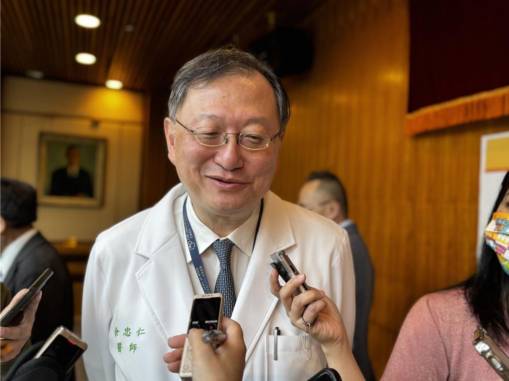 台灣高齡化 台大醫院院長表態:支持補充保費改革