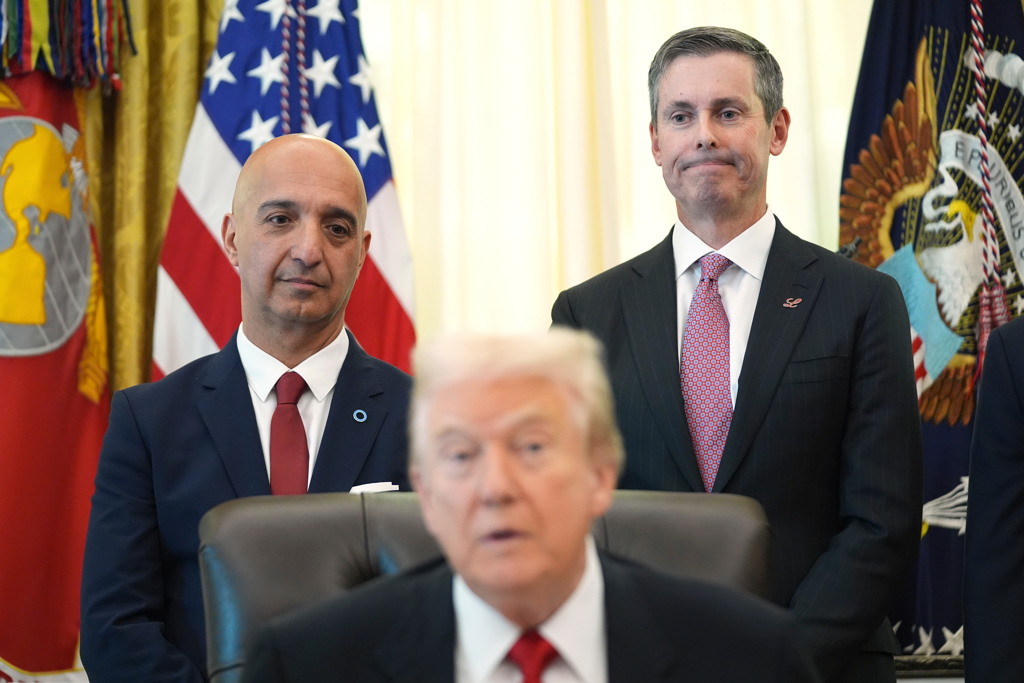 影》川普宣布減肥藥降價 藥廠高層突「昏厥倒地」