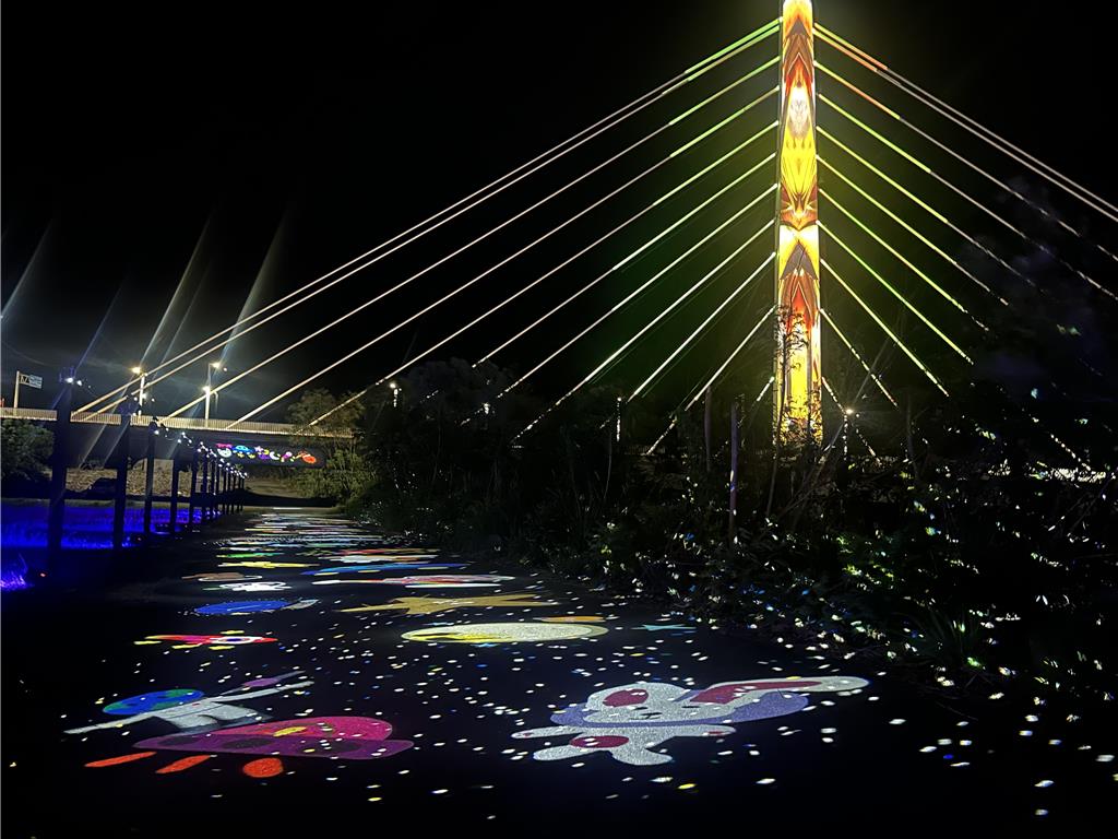 台東橋梁夜景「慘白如奈何橋」 議員盼提升城市美感