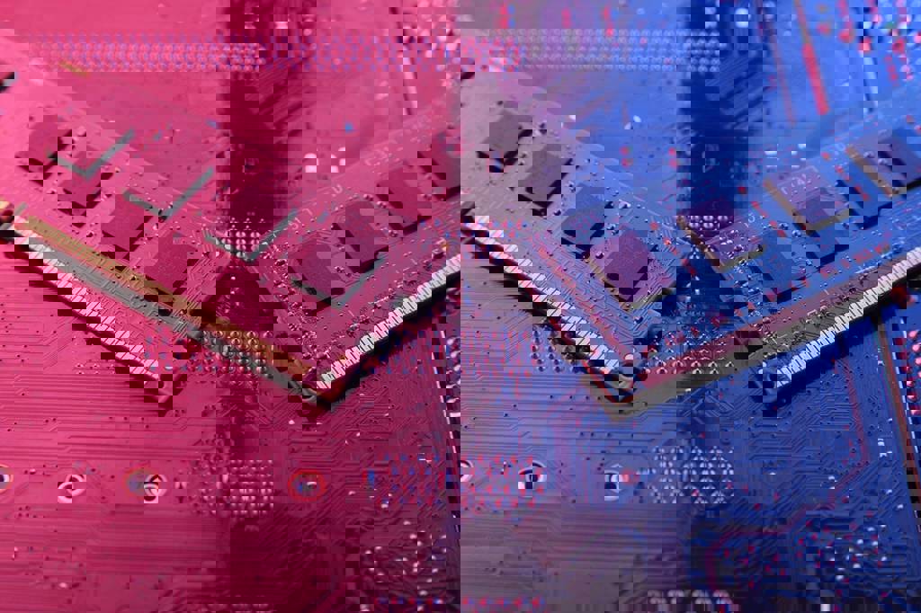 NAND缺貨炸裂!首檔記憶體千金股來了 控制晶片出貨飆3倍