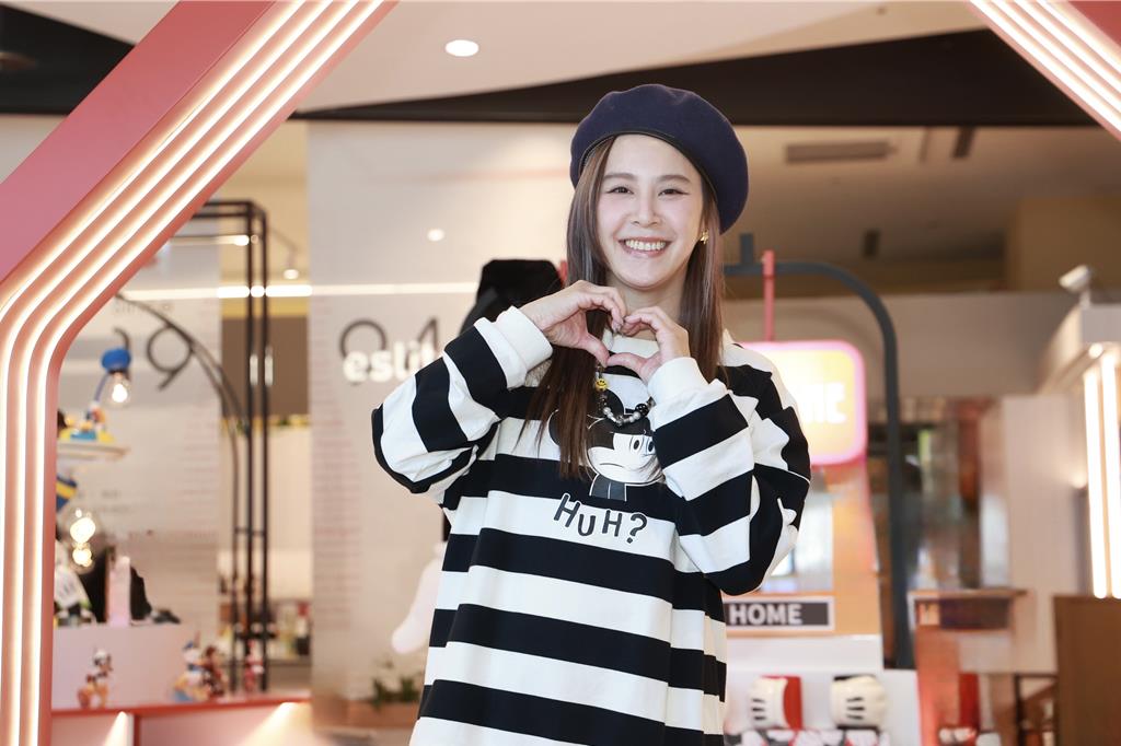 黃小柔對老公百分百信任。（池宗玲攝）