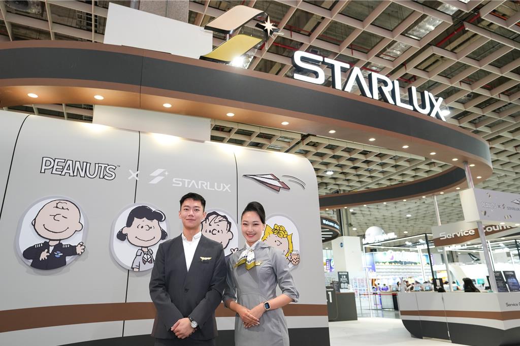 星宇打造穿越未來之門 A350-1000模型旅展首發亮相