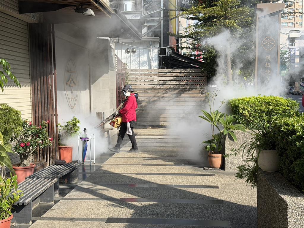 高雄本土登革熱＋1 鳳山流動攤商足跡涉高屏多處市場