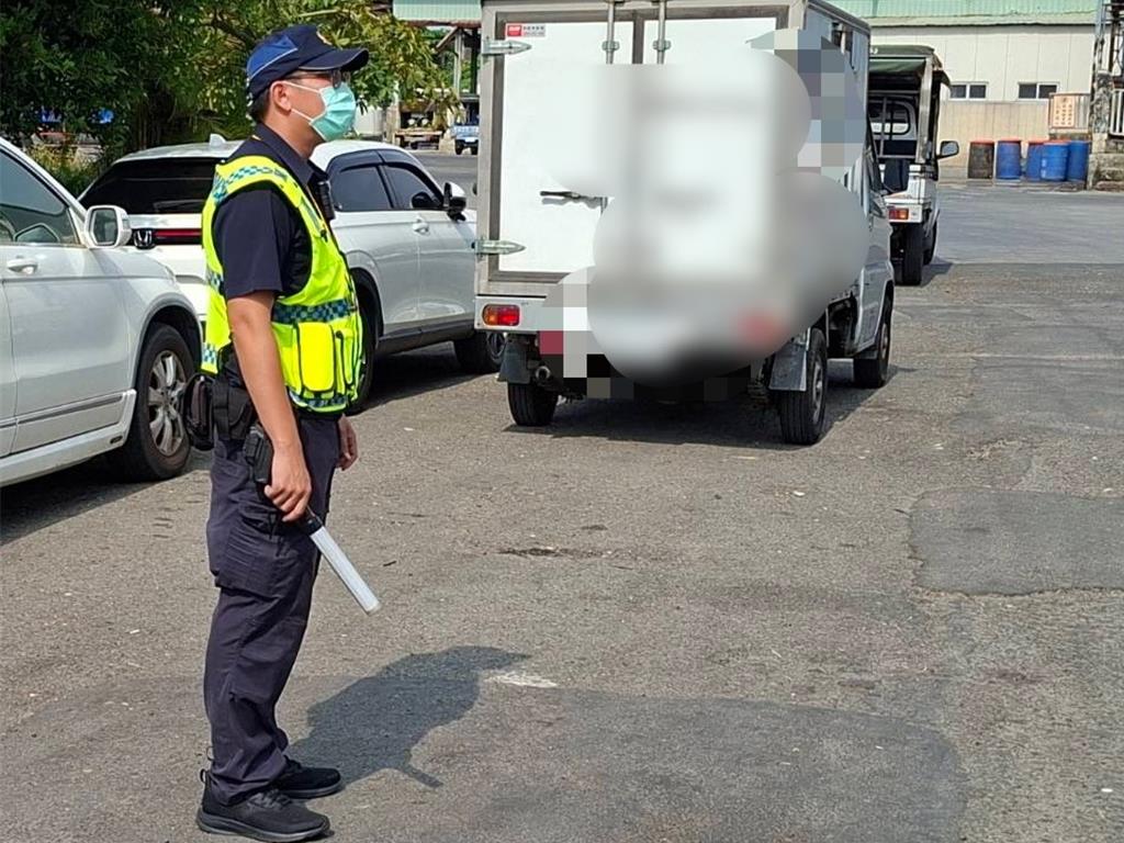 非洲豬瘟解除警報！台南肉品市場重啟拍賣　警派員維持秩序