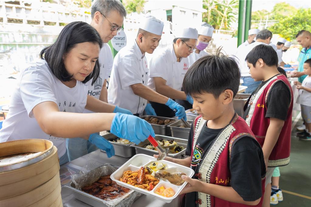 高雄福華前進桃源區 開啟永續營養午餐新旅程