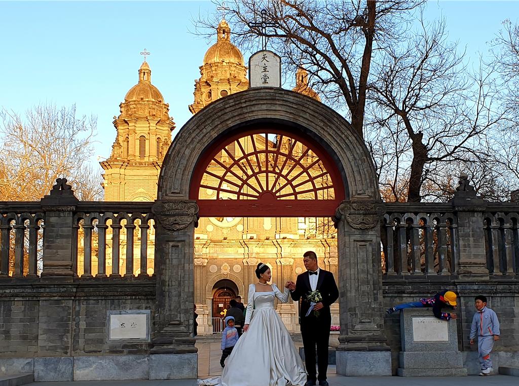 大陸結婚夫妻對數今年強勢反彈 但下滑大趨勢仍然止不住