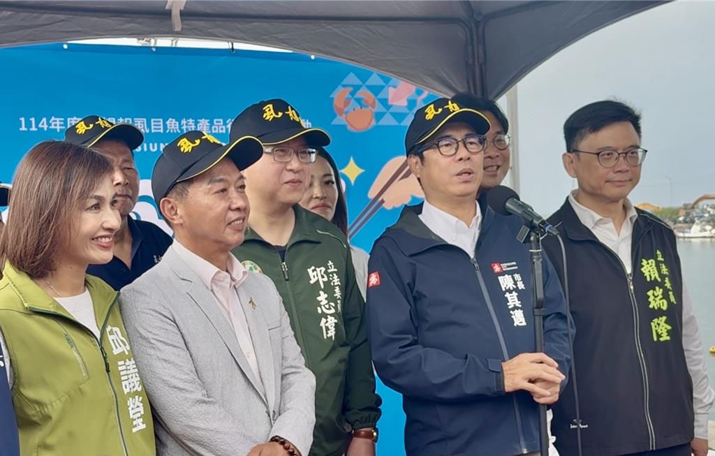 高雄市長初選民調「賴邱之爭」？ 陳其邁替許智傑發聲了