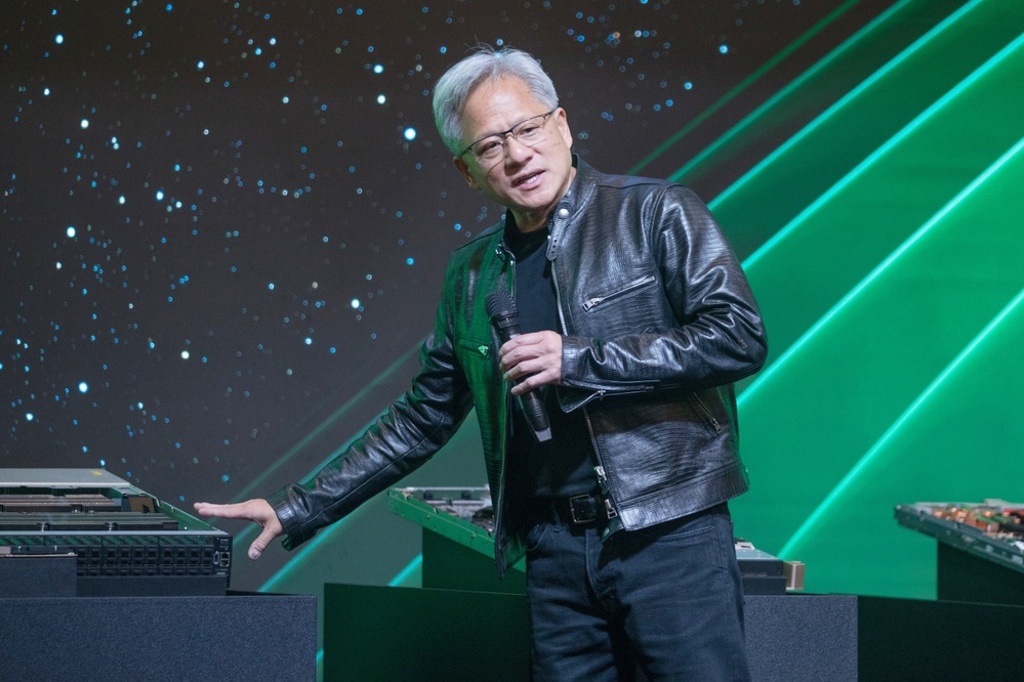 爭奪AI晶片貨源！ 微軟、亞馬遜支持「更嚴格限制」輝達對大陸出口