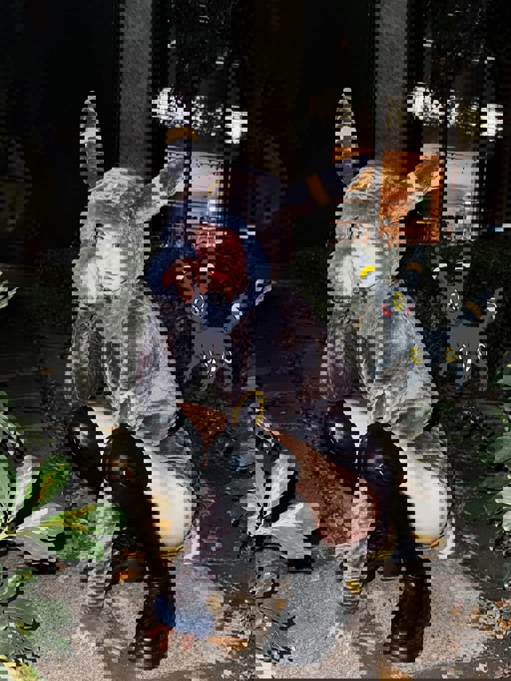 啦啦隊女神扮演寶可夢裡面的月亮伊布。(圖/IG@evollove_c)