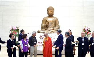 紫雲弘願啟新章 法鼓山高雄新禪堂隆重揭幔啟用