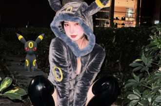 「月亮伊布」真人版現蹤台北街頭！網見辣照嗨爆：想收服回家養