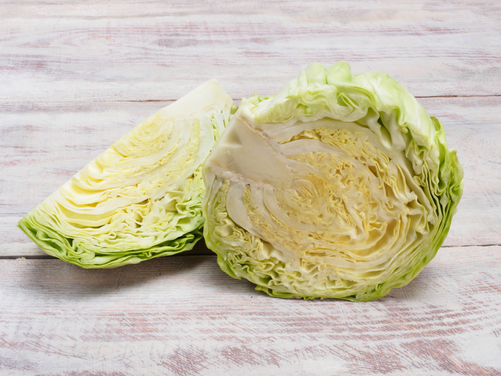 半顆高麗菜「外觀長一樣」怎麼挑 營養師：看1處就對了