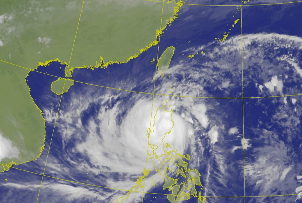 鳳凰颱風接力襲菲「不是巧合」 鄭明典曝對台威脅1變數