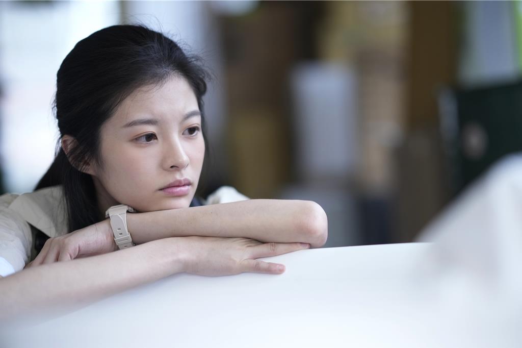 詹子萱飾演內向害羞的雙胞胎妹妹。（Hami Video提供）