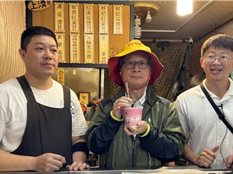 李遠體驗宜蘭文化基地1日遊 逛百年菜市場憶童年：眼淚掉下來