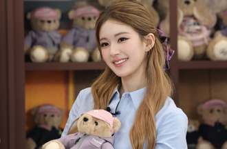 趙露思重新合作「前東家CEO」！8年緣分曝光 新經紀人身分起底