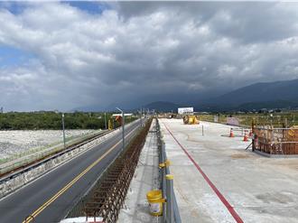 池上大桥挺过7颱风侵袭 预计明年北上抢先通车