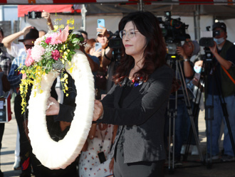 侯汉廷笑绿营没烈士：为了反蒋 把共产党当成民进党前辈