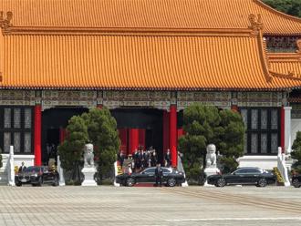 勿忘中华民国先烈 蓝青年军将祭拜「徐蚌会战阵亡上将」