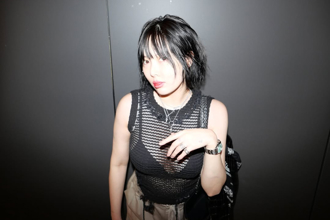 泫雅跳舞暈倒驚嚇全場！被酸胖粉心疼：別再苛刻她