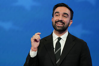 曼達尼 Z世代作風迎戰官僚系統