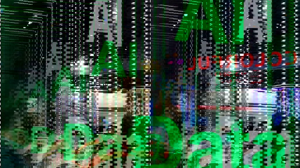 AI加持PCB四虎出列！老手點名尖點、精成科、昇貿、南俊國際 年底作帳噴一波