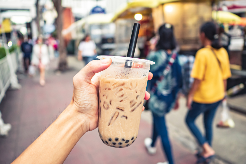 手搖飲店員身上有2特徵別買 內行人：衛生堪慮