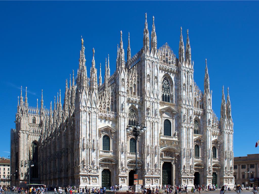 世邦推出小資圓夢遊歐超值行程,暢遊米蘭等歐洲著名大城,再贈10G上網卡。(世邦旅遊提供)