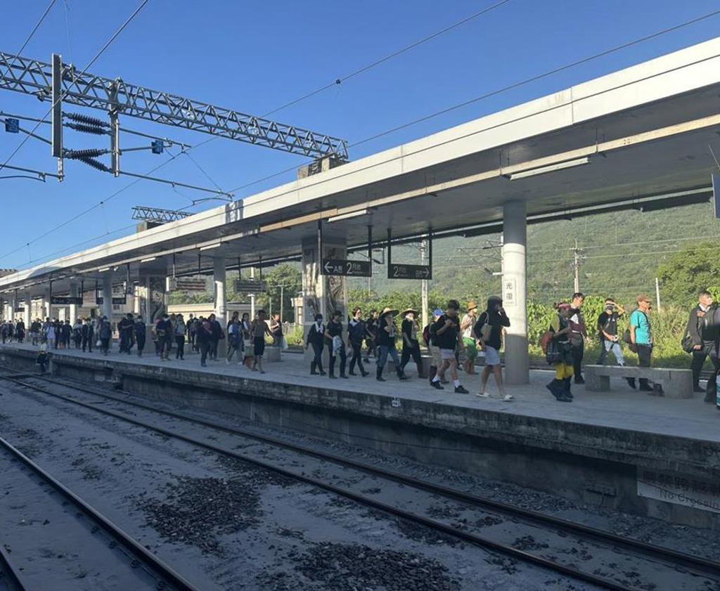 光復鄉撤離 台鐵今對號列車增停光復站:全面開放站票