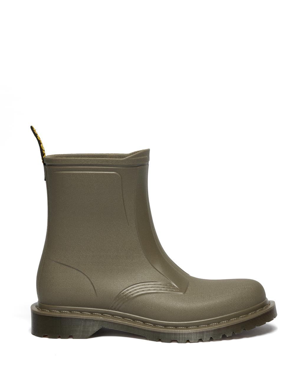 Dr. Martens 1460 Sub Max DMs Olive UK4-UK10 中性款，5680元。（Dr. Martens提供／朱世凱台北傳真）